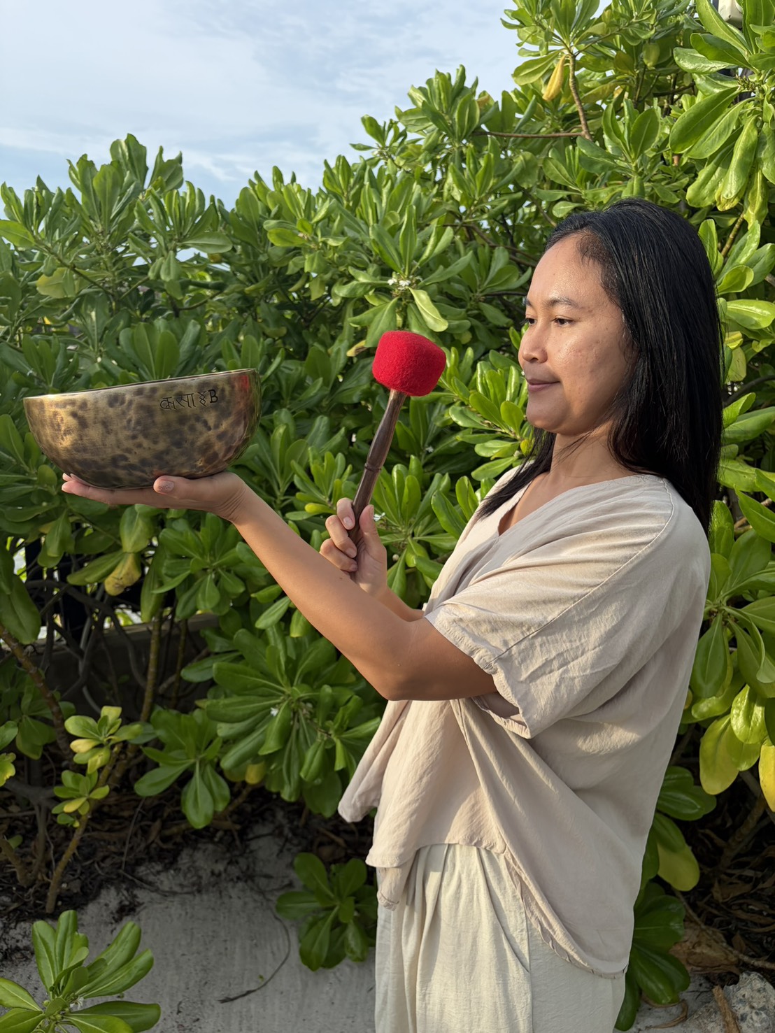 Wanatip Singkhampong (Clair), sound healing practitioner